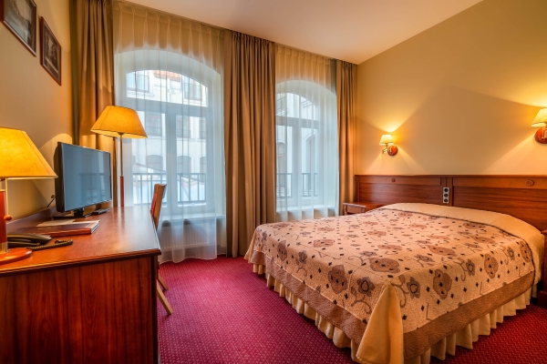 Hotel Conti (Vilnius)